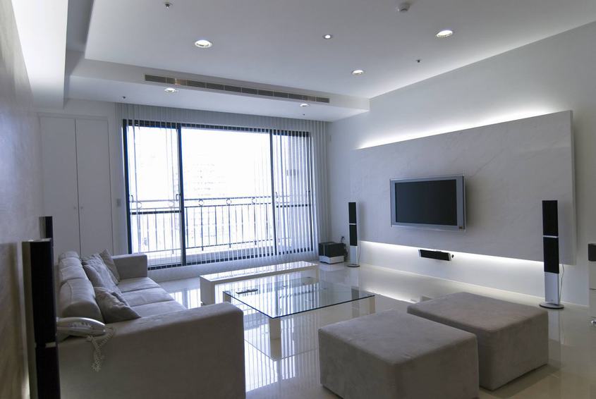 門窗一線品牌提醒您，陽臺四個安全隱患要重視！